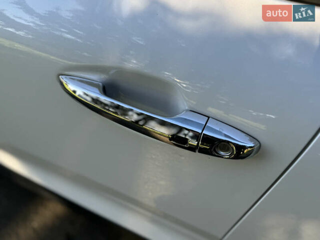 Белый Киа Niro, объемом двигателя 0 л и пробегом 147 тыс. км за 18500 $, фото 13 на Automoto.ua