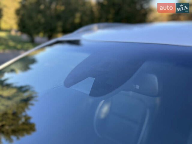 Белый Киа Niro, объемом двигателя 0 л и пробегом 147 тыс. км за 18500 $, фото 10 на Automoto.ua