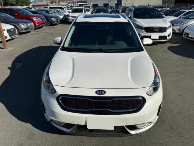 Білий Кіа Niro, об'ємом двигуна 1.6 л та пробігом 34 тис. км за 9700 $, фото 1 на Automoto.ua