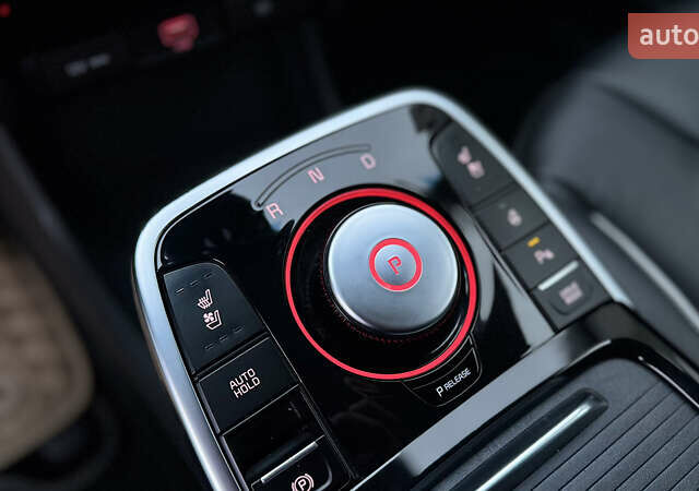 Білий Кіа Niro, об'ємом двигуна 0 л та пробігом 124 тис. км за 16999 $, фото 27 на Automoto.ua