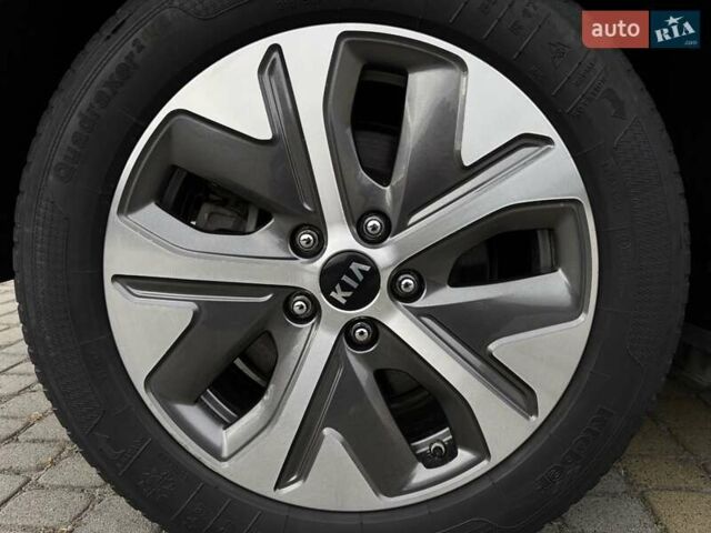 Белый Киа Niro, объемом двигателя 0 л и пробегом 100 тыс. км за 18999 $, фото 17 на Automoto.ua