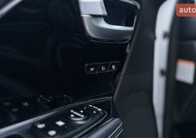 Білий Кіа Niro, об'ємом двигуна 0 л та пробігом 124 тис. км за 16999 $, фото 42 на Automoto.ua