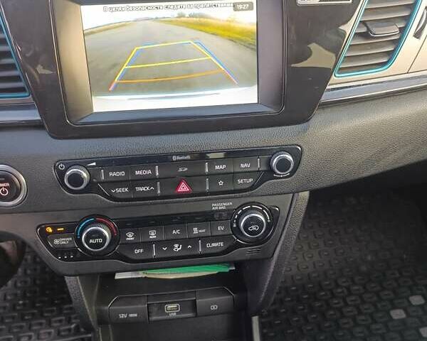 Киа Niro 2019 в Радивилове на Automoto.ua Белый Киа Niro, объемом двигателя 0 л и пробегом 126 тыс. км за 17800 $, фото 13 на Automoto.ua
