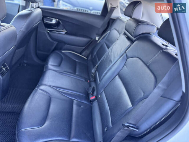 Белый Киа Niro, объемом двигателя 0 л и пробегом 210 тыс. км за 15900 $, фото 43 на Automoto.ua