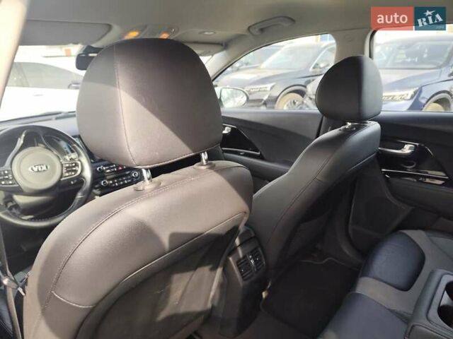 Белый Киа Niro, объемом двигателя 0 л и пробегом 105 тыс. км за 17555 $, фото 40 на Automoto.ua