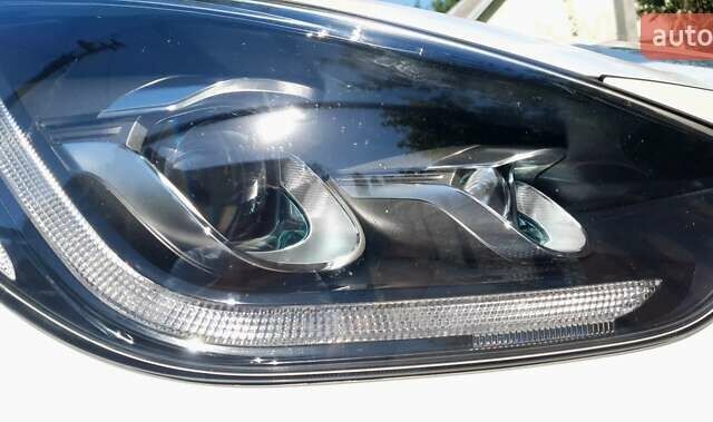 Білий Кіа Niro, об'ємом двигуна 0 л та пробігом 199 тис. км за 20000 $, фото 64 на Automoto.ua