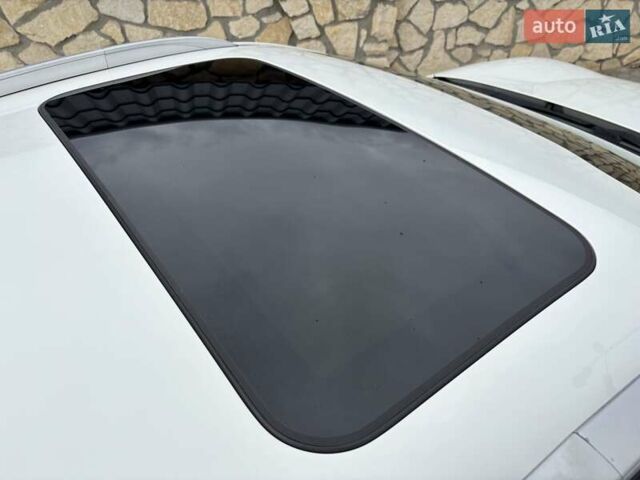 Белый Киа Niro, объемом двигателя 0 л и пробегом 100 тыс. км за 18999 $, фото 20 на Automoto.ua