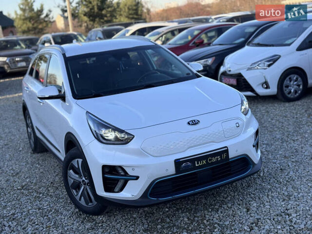 Белый Киа Niro, объемом двигателя 0 л и пробегом 210 тыс. км за 15900 $, фото 28 на Automoto.ua