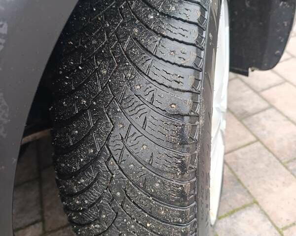 Белый Киа Niro, объемом двигателя 0 л и пробегом 127 тыс. км за 17400 $, фото 7 на Automoto.ua