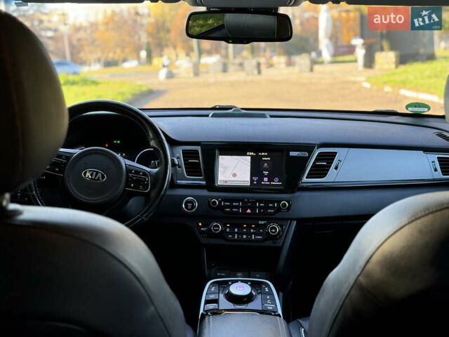 Белый Киа Niro, объемом двигателя 0 л и пробегом 147 тыс. км за 18500 $, фото 39 на Automoto.ua
