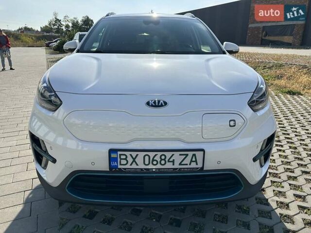 Білий Кіа Niro, об'ємом двигуна 0 л та пробігом 157 тис. км за 16900 $, фото 8 на Automoto.ua