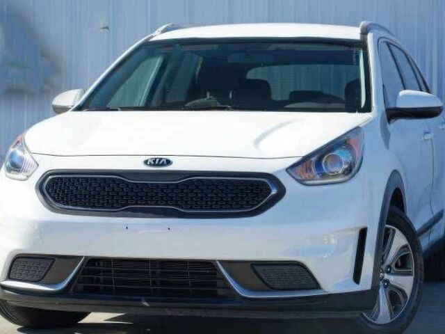 Белый Киа Niro, объемом двигателя 1.6 л и пробегом 50 тыс. км за 9000 $, фото 2 на Automoto.ua