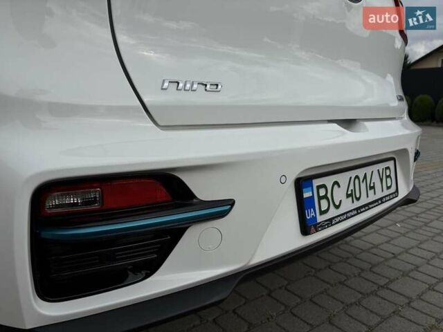 Белый Киа Niro, объемом двигателя 0 л и пробегом 100 тыс. км за 18999 $, фото 23 на Automoto.ua