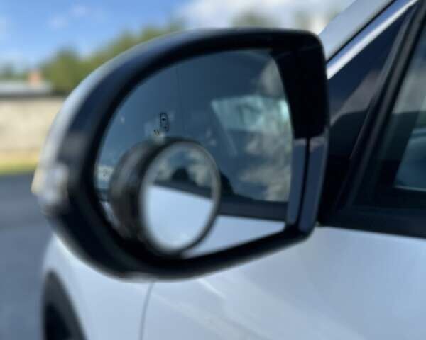 Белый Киа Niro, объемом двигателя 0 л и пробегом 145 тыс. км за 19700 $, фото 39 на Automoto.ua