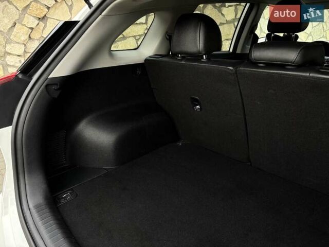 Белый Киа Niro, объемом двигателя 0 л и пробегом 100 тыс. км за 18999 $, фото 64 на Automoto.ua