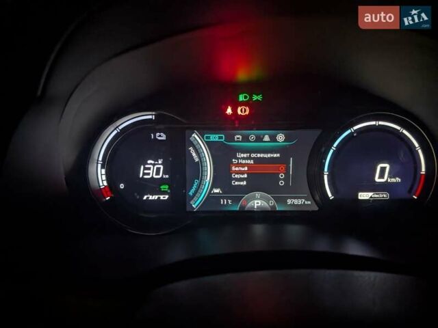 Белый Киа Niro, объемом двигателя 0 л и пробегом 100 тыс. км за 18999 $, фото 73 на Automoto.ua
