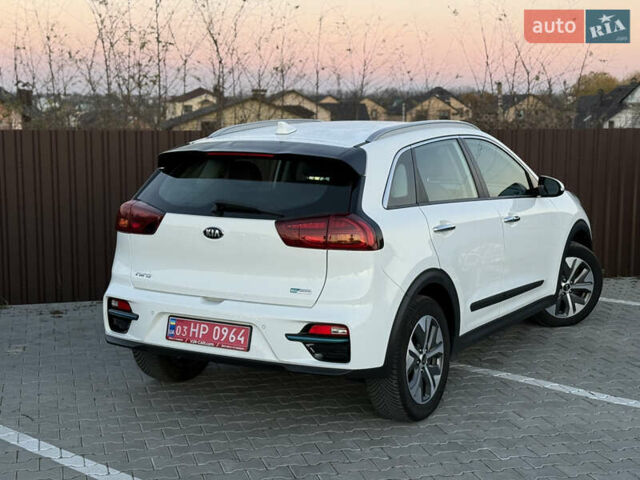 Белый Киа Niro, объемом двигателя 0 л и пробегом 114 тыс. км за 19350 $, фото 13 на Automoto.ua