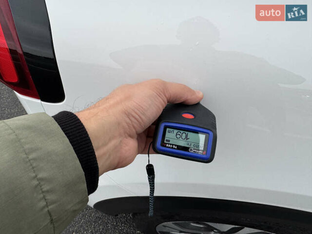 Киа Niro 2020 в Киеве на Automoto.ua Белый Киа Niro, объемом двигателя 0 л и пробегом 171 тыс. км за 18300 $, фото 46 на Automoto.ua