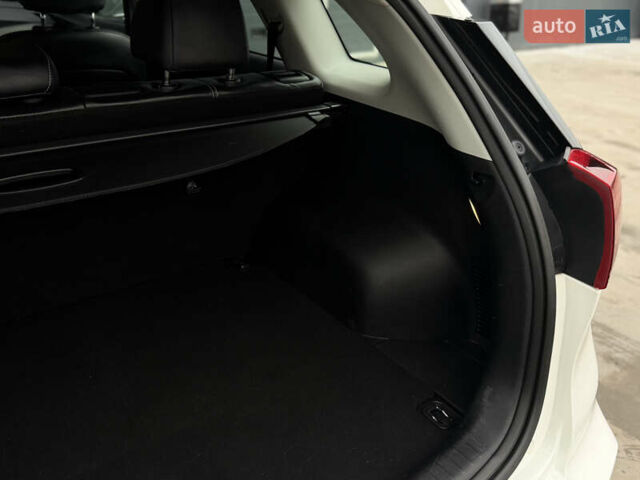 Белый Киа Niro, объемом двигателя 0 л и пробегом 172 тыс. км за 17500 $, фото 26 на Automoto.ua