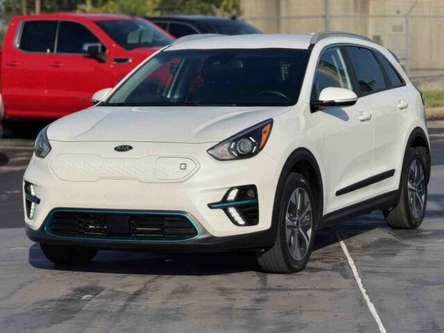 Киа Niro 2020 в Полтаве на Automoto.ua Белый Киа Niro, объемом двигателя 0 л и пробегом 44 тыс. км за 10300 $, фото 2 на Automoto.ua