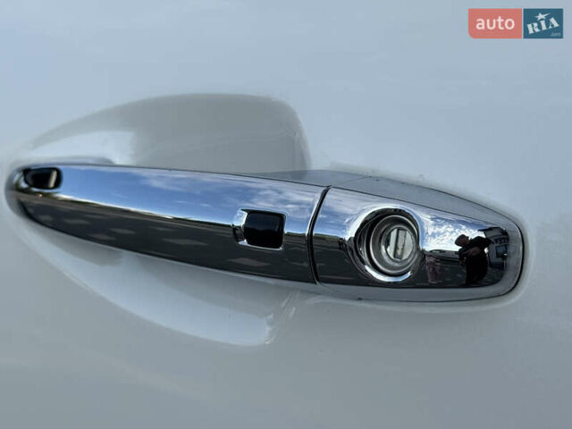 Киа Niro 2020 в Дрогобыче на Automoto.ua Белый Киа Niro, объемом двигателя 0 л и пробегом 62 тыс. км за 19500 $, фото 16 на Automoto.ua