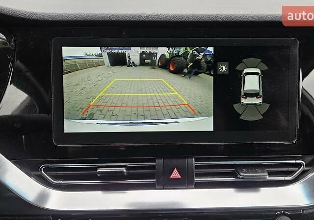 Киа Niro 2020 в Радомышле на Automoto.ua Белый Киа Niro, объемом двигателя 0 л и пробегом 73 тыс. км за 22300 $, фото 21 на Automoto.ua