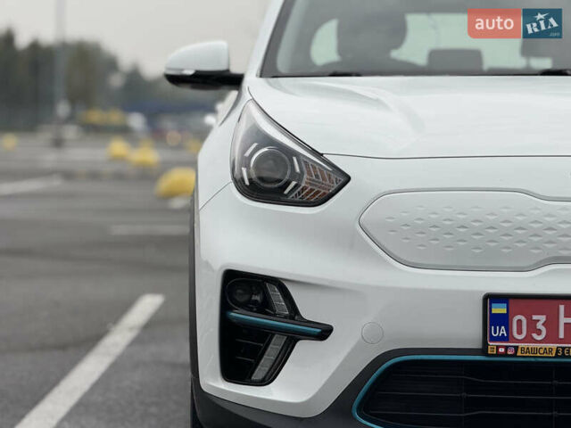 Киа Niro 2020 в Киеве на Automoto.ua Белый Киа Niro, объемом двигателя 0 л и пробегом 171 тыс. км за 18300 $, фото 10 на Automoto.ua
