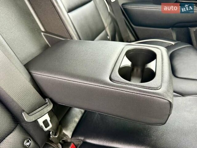 Білий Кіа Niro, об'ємом двигуна 0 л та пробігом 89 тис. км за 18950 $, фото 96 на Automoto.ua