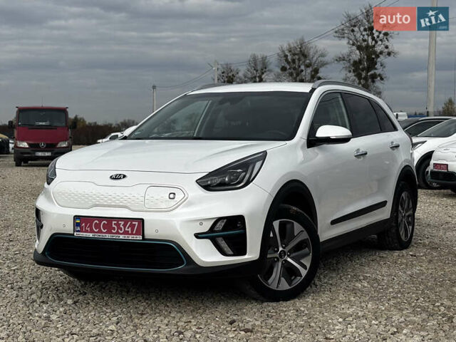 Белый Киа Niro, объемом двигателя 0 л и пробегом 141 тыс. км за 19100 $, фото 5 на Automoto.ua