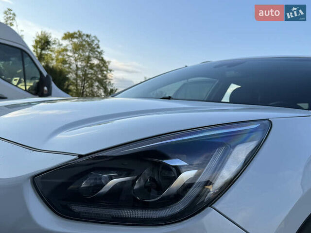 Киа Niro 2020 в Дрогобыче на Automoto.ua Белый Киа Niro, объемом двигателя 0 л и пробегом 62 тыс. км за 19500 $, фото 82 на Automoto.ua