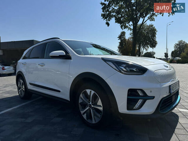 Белый Киа Niro, объемом двигателя 0 л и пробегом 103 тыс. км за 21000 $, фото 9 на Automoto.ua