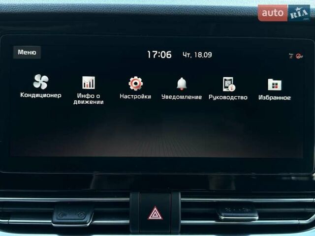 Білий Кіа Niro, об'ємом двигуна 0 л та пробігом 62 тис. км за 24400 $, фото 57 на Automoto.ua