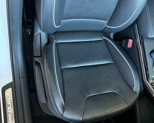 Белый Киа Niro, объемом двигателя 0 л и пробегом 117 тыс. км за 20066 $, фото 22 на Automoto.ua