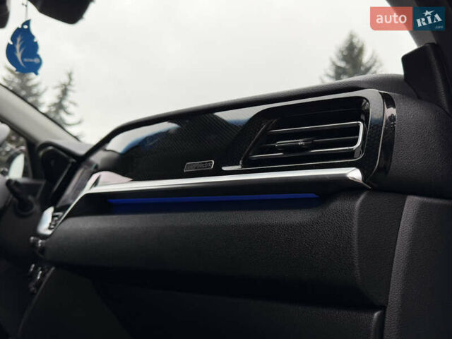 Білий Кіа Niro, об'ємом двигуна 0 л та пробігом 141 тис. км за 19499 $, фото 63 на Automoto.ua