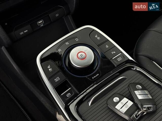 Киа Niro 2020 в Львове на Automoto.ua Белый Киа Niro, объемом двигателя 0 л и пробегом 95 тыс. км за 20450 $, фото 20 на Automoto.ua