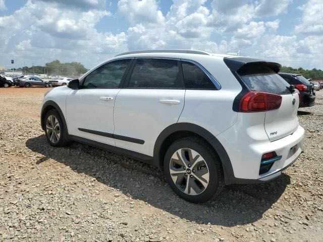Білий Кіа Niro, об'ємом двигуна 0 л та пробігом 69 тис. км за 5200 $, фото 1 на Automoto.ua
