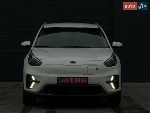 Белый Киа Niro, объемом двигателя 0 л и пробегом 172 тыс. км за 17500 $, фото 3 на Automoto.ua