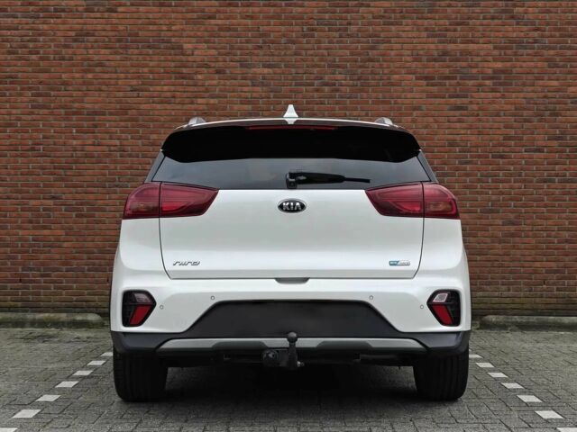 Киа Niro 2020 в Житомире на Automoto.ua Белый Киа Niro, объемом двигателя 1.6 л и пробегом 44 тыс. км за 18400 $, фото 4 на Automoto.ua