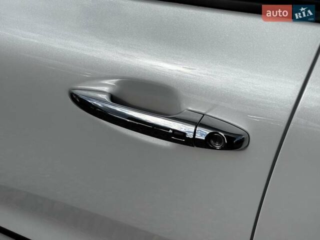 Киа Niro 2020 в Львове на Automoto.ua Белый Киа Niro, объемом двигателя 0 л и пробегом 95 тыс. км за 20450 $, фото 13 на Automoto.ua