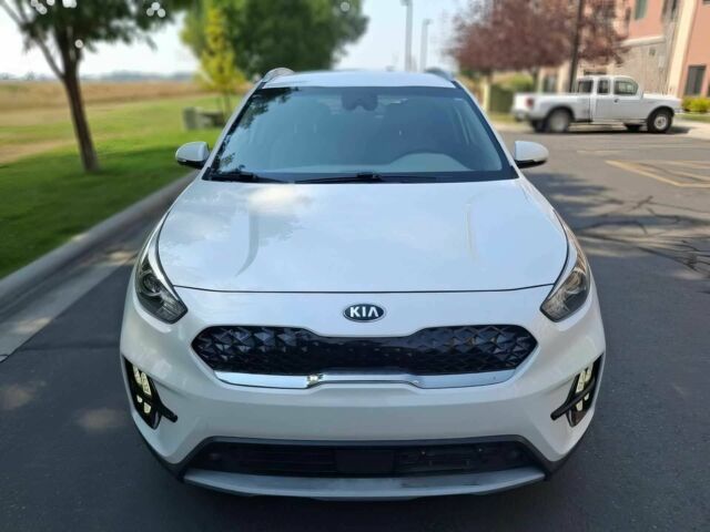 Білий Кіа Niro, об'ємом двигуна 1.6 л та пробігом 32 тис. км за 11300 $, фото 1 на Automoto.ua