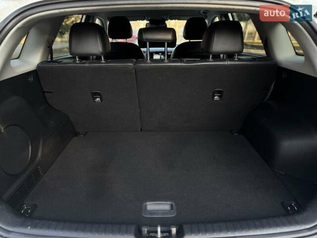Белый Киа Niro, объемом двигателя 0 л и пробегом 72 тыс. км за 18600 $, фото 70 на Automoto.ua