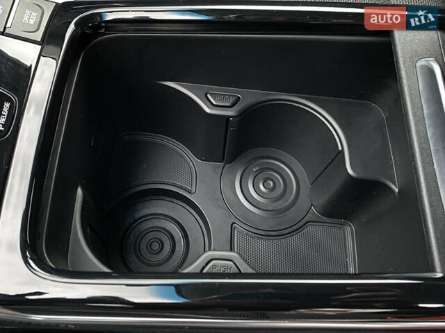 Белый Киа Niro, объемом двигателя 0 л и пробегом 96 тыс. км за 19950 $, фото 72 на Automoto.ua