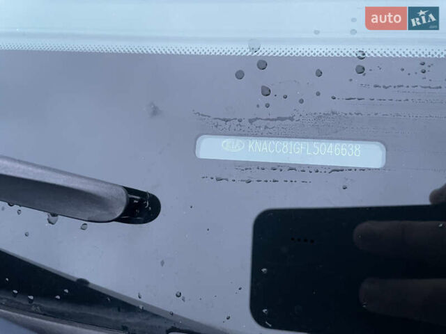 Білий Кіа Niro, об'ємом двигуна 0 л та пробігом 106 тис. км за 19300 $, фото 6 на Automoto.ua