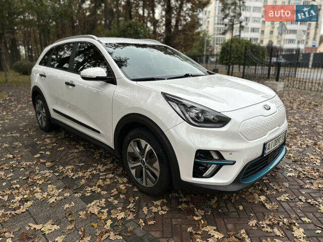 Киа Niro 2020 в Ирпене на Automoto.ua Белый Киа Niro, объемом двигателя 0 л и пробегом 79 тыс. км за 21000 $, фото 55 на Automoto.ua