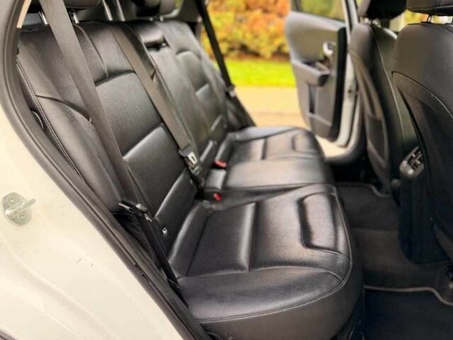 Белый Киа Niro, объемом двигателя 1.6 л и пробегом 148 тыс. км за 10000 $, фото 8 на Automoto.ua