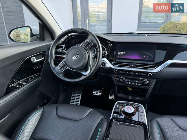 Киа Niro 2020 в Дрогобыче на Automoto.ua Белый Киа Niro, объемом двигателя 0 л и пробегом 62 тыс. км за 19500 $, фото 35 на Automoto.ua