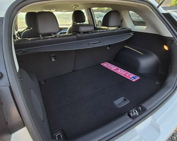 Белый Киа Niro, объемом двигателя 0 л и пробегом 134 тыс. км за 19999 $, фото 15 на Automoto.ua