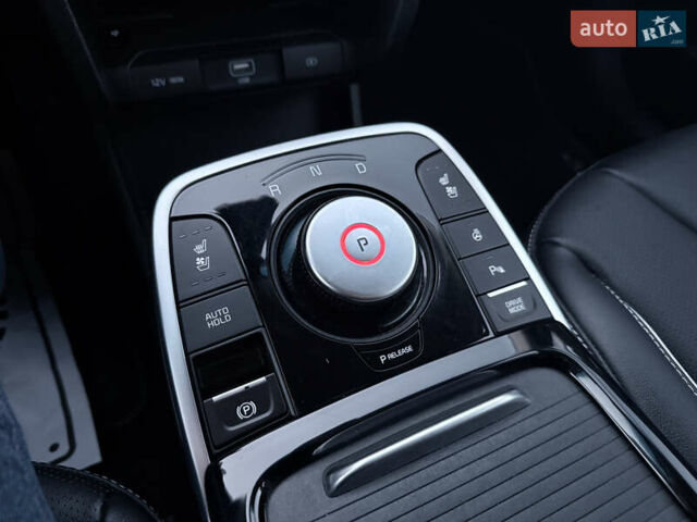 Белый Киа Niro, объемом двигателя 0 л и пробегом 130 тыс. км за 20999 $, фото 24 на Automoto.ua