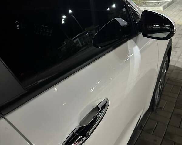 Белый Киа Niro, объемом двигателя 0 л и пробегом 94 тыс. км за 19855 $, фото 70 на Automoto.ua