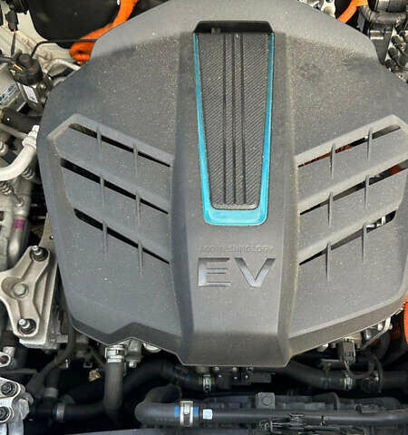 Белый Киа Niro, объемом двигателя 0 л и пробегом 150 тыс. км за 17900 $, фото 6 на Automoto.ua